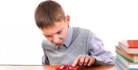 经颅磁刺激仪对小孩多动症有效吗?