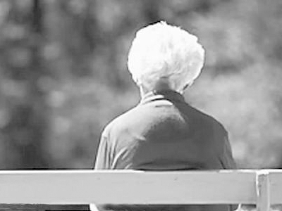 老年人产生抑郁的原因