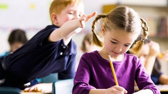 男孩为什么更容易得多动症